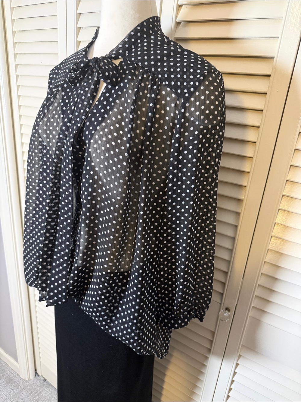 Peter Nygard Vintage Polka Dot Tie Neck Bow Blouse Sheer Size 18 - Picture 5 of 8